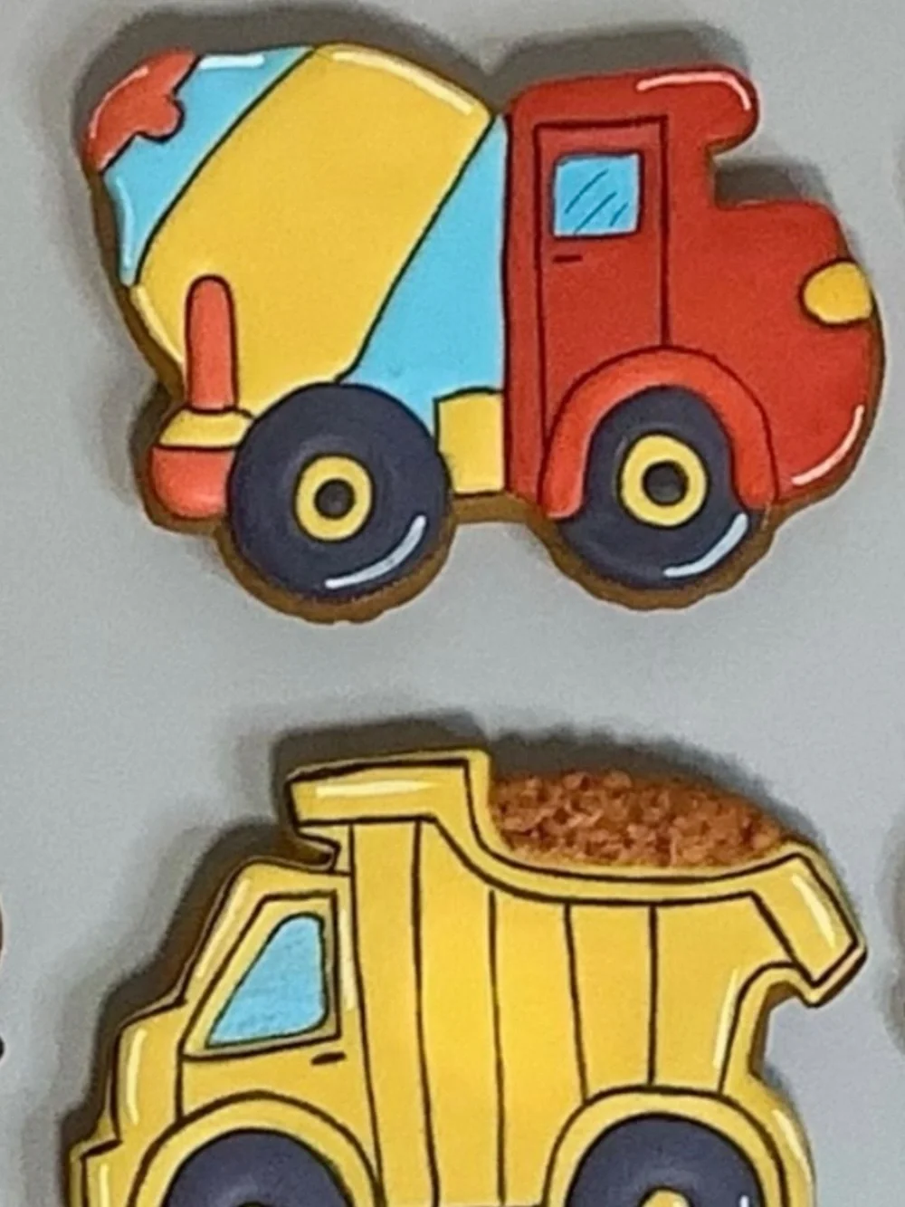 Plastic Construction Vehicle Cookie Cutter Set (4 pcs)